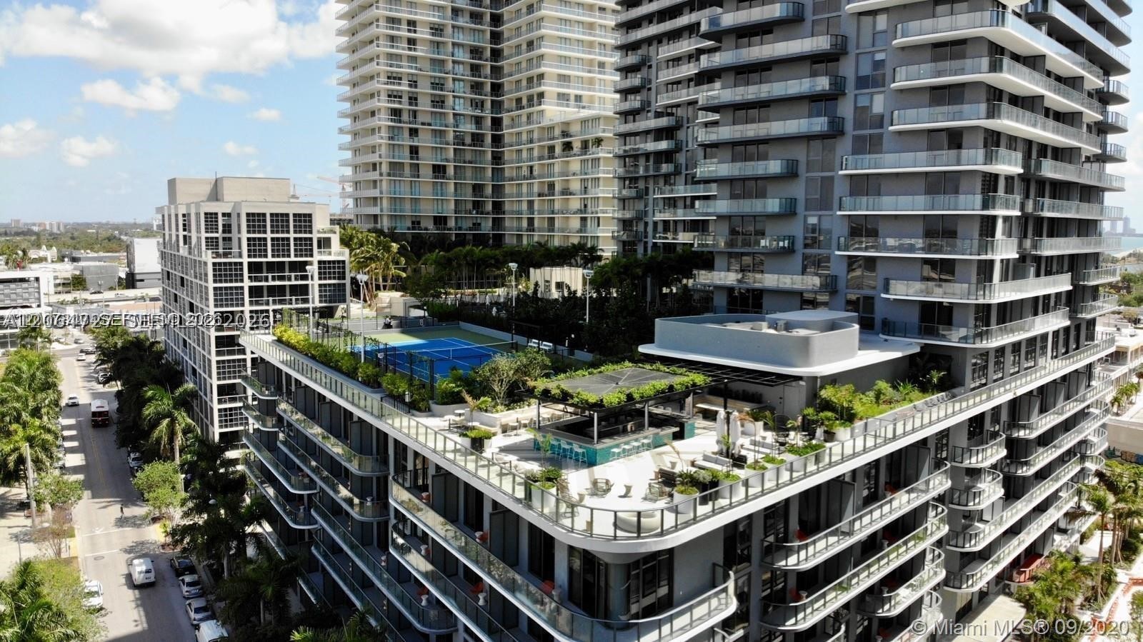 121 NE 34th St #806, Miami FL 33137