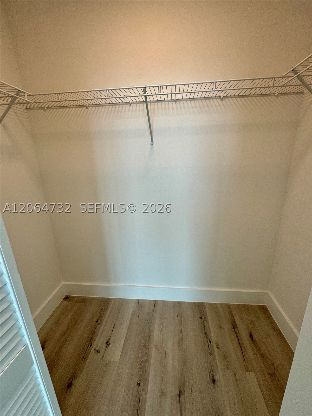 31 SE 5th St #4214, Miami FL 33131