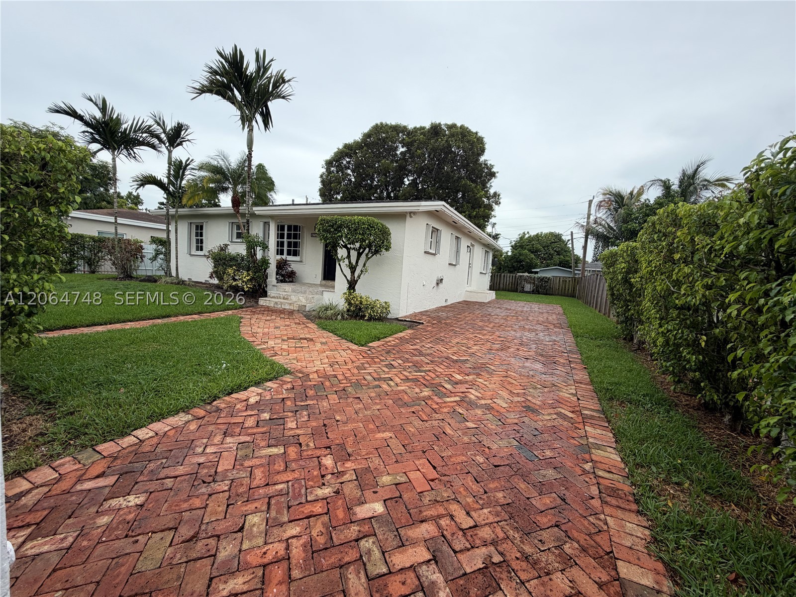 6746 SW 32nd Ter, Miami FL 33155