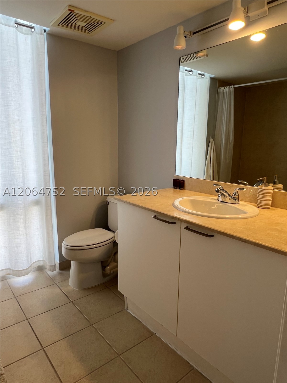 16699 Collins Ave #1202, Sunny Isles Beach FL 33160