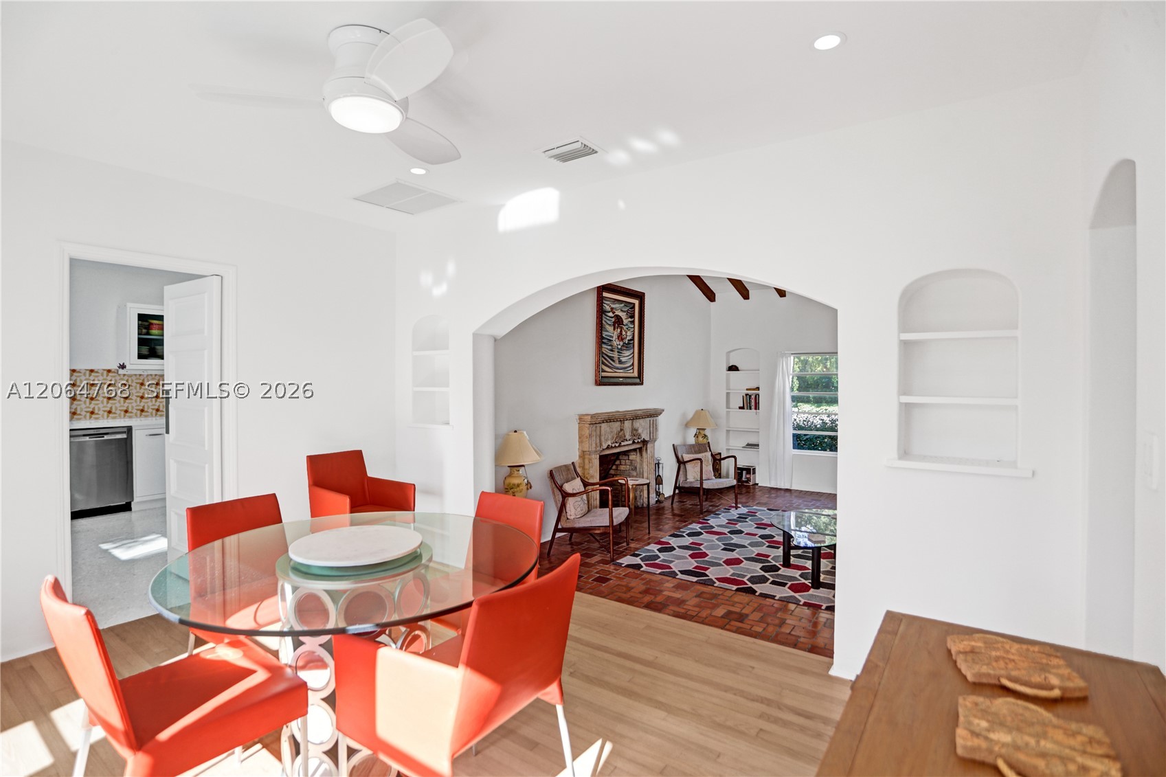 2214 Segovia Cir, Coral Gables FL 33134