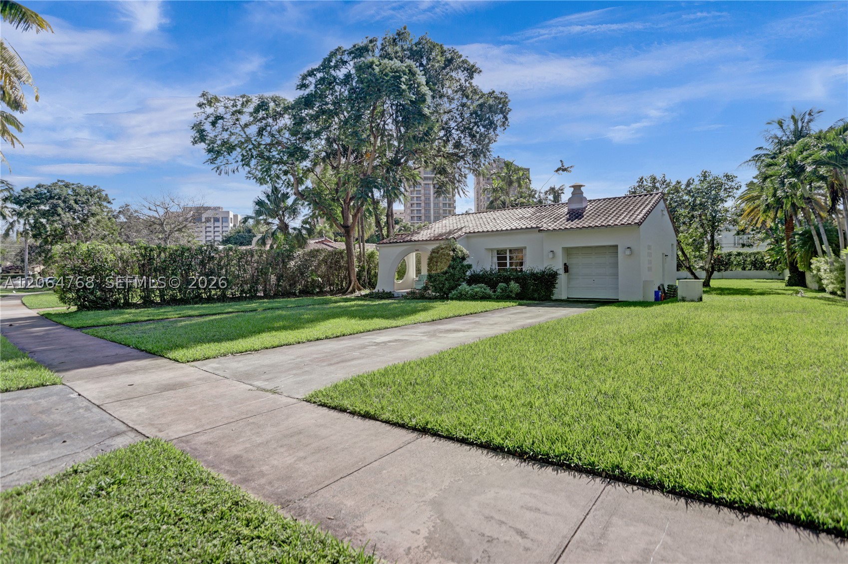 2214 Segovia Cir, Coral Gables FL 33134