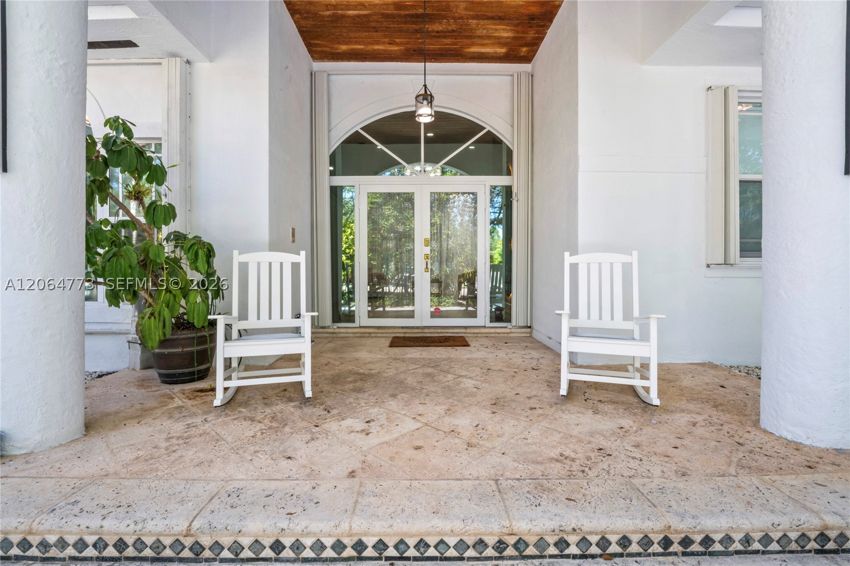 5750 SW 67 Ave, Miami FL 33143
