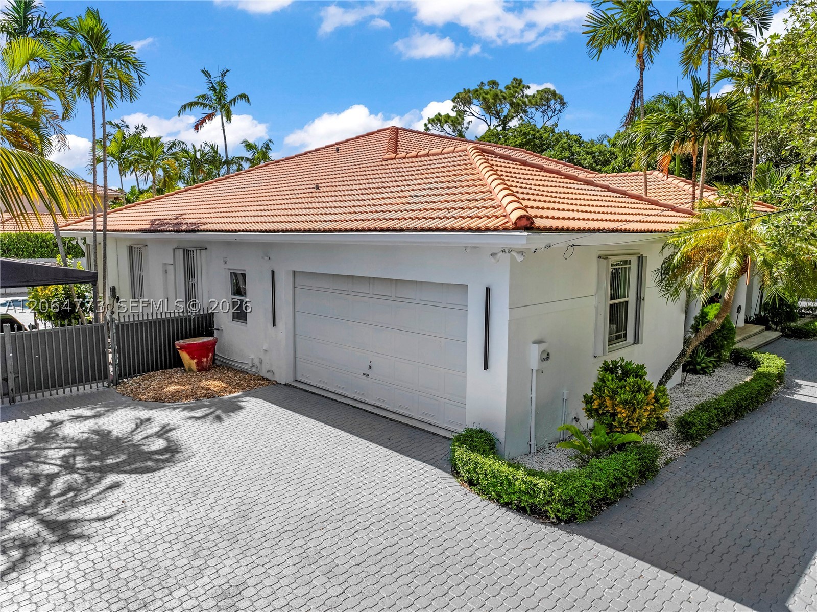 5750 SW 67 Ave, Miami FL 33143