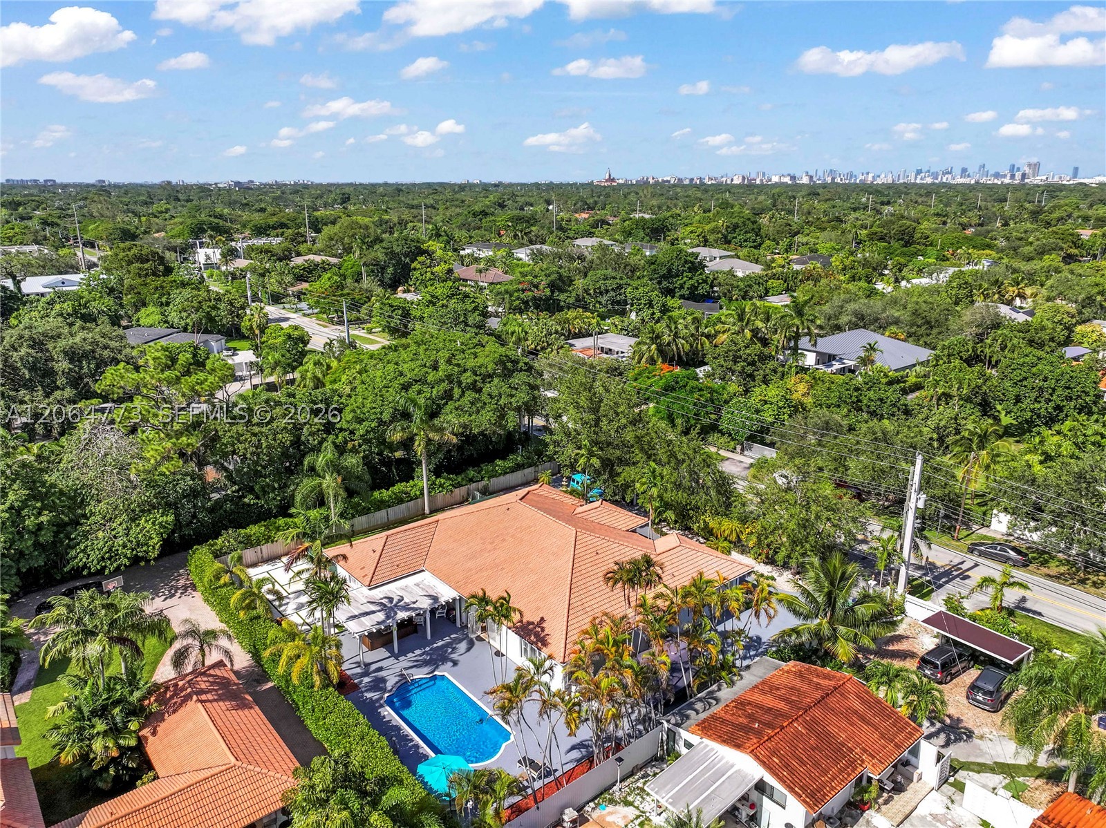5750 SW 67 Ave, Miami FL 33143