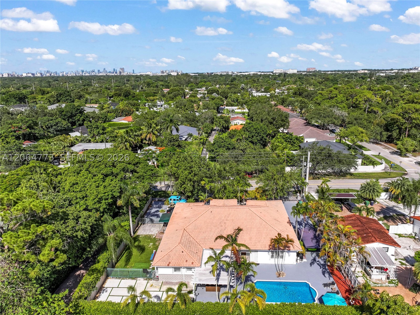 5750 SW 67 Ave, Miami FL 33143