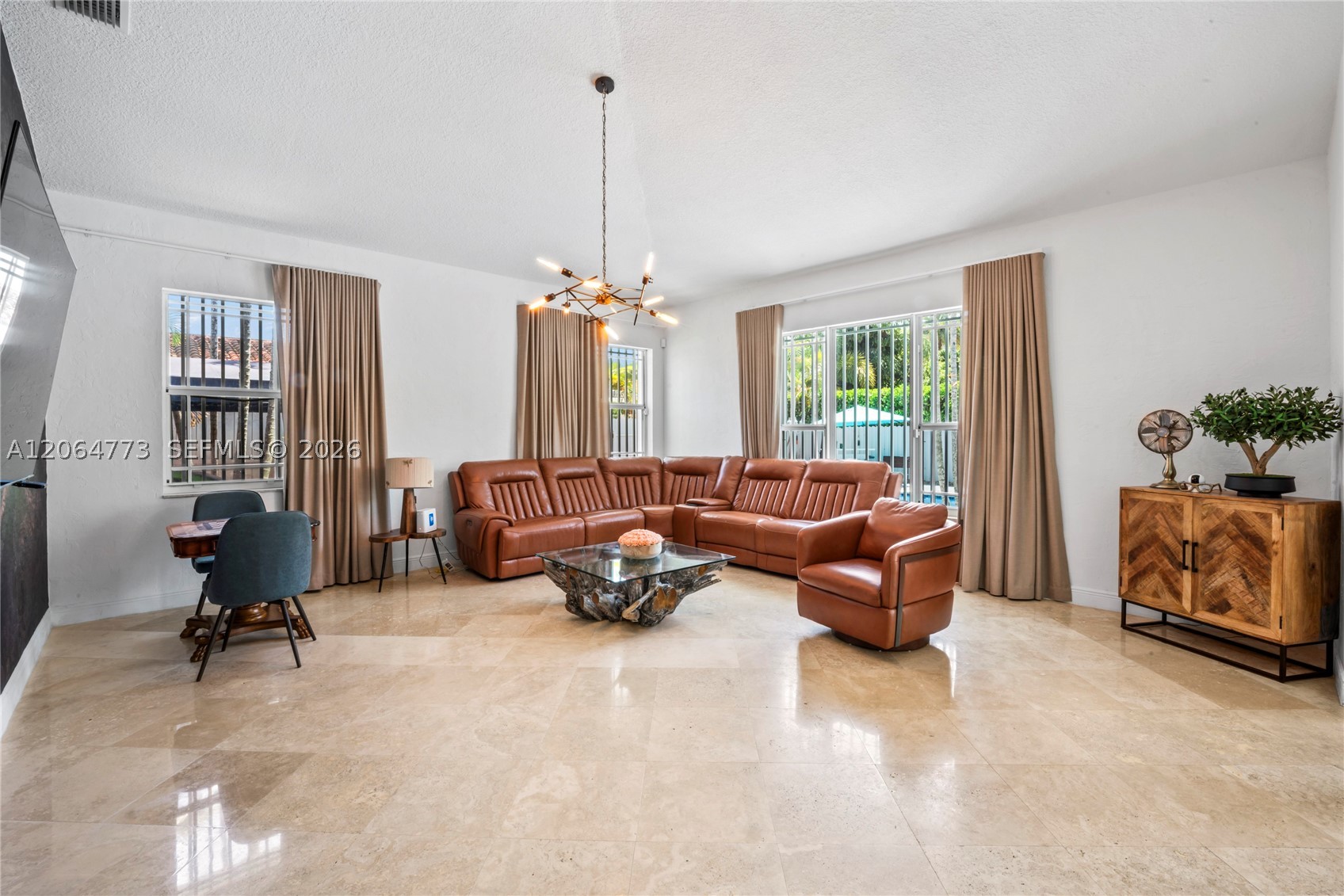 5750 SW 67 Ave, Miami FL 33143