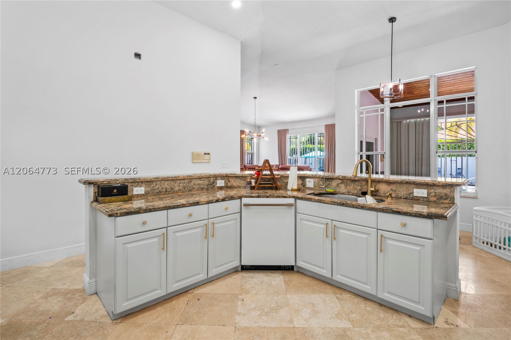 5750 SW 67 Ave, Miami FL 33143