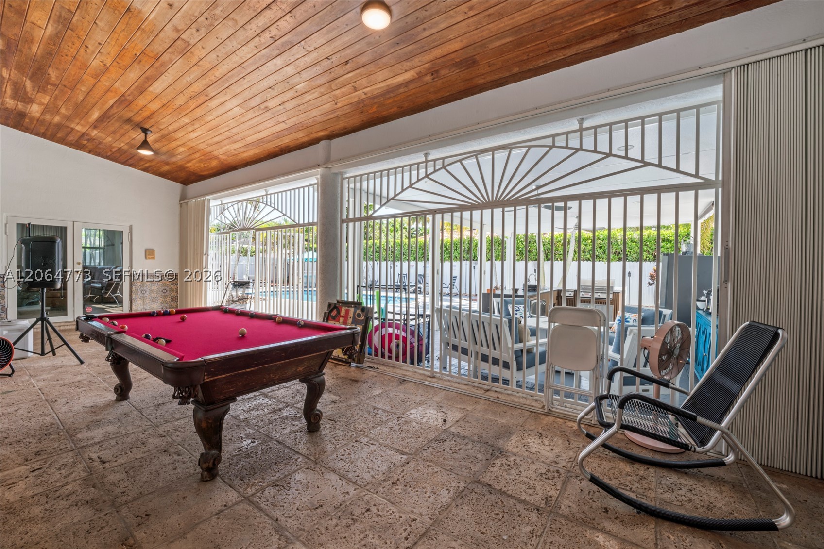 5750 SW 67 Ave, Miami FL 33143