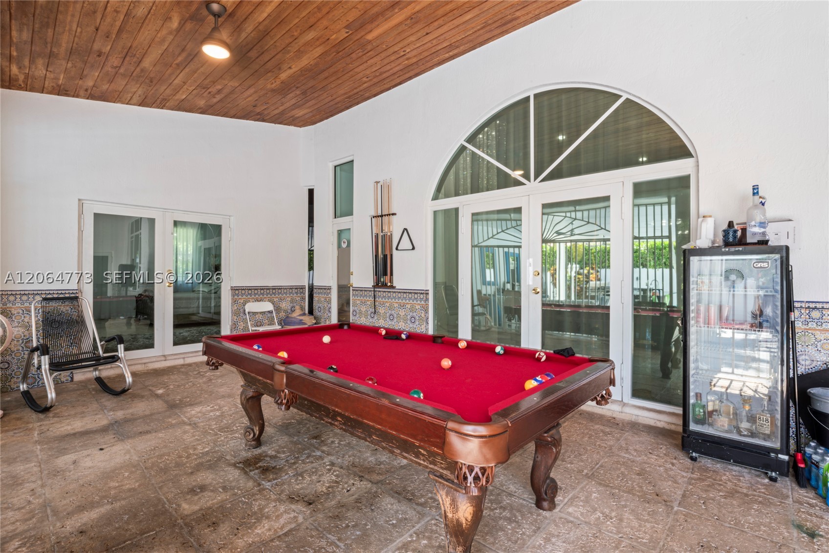 5750 SW 67 Ave, Miami FL 33143