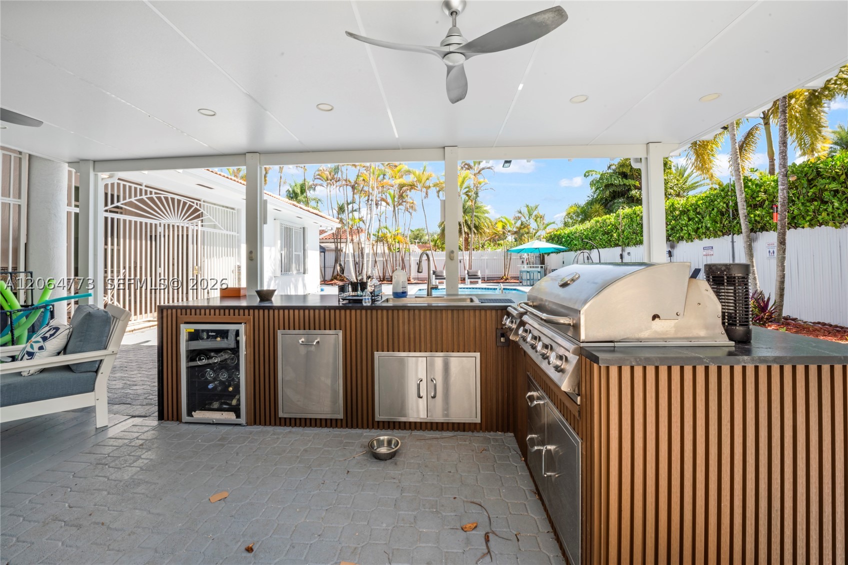 5750 SW 67 Ave, Miami FL 33143