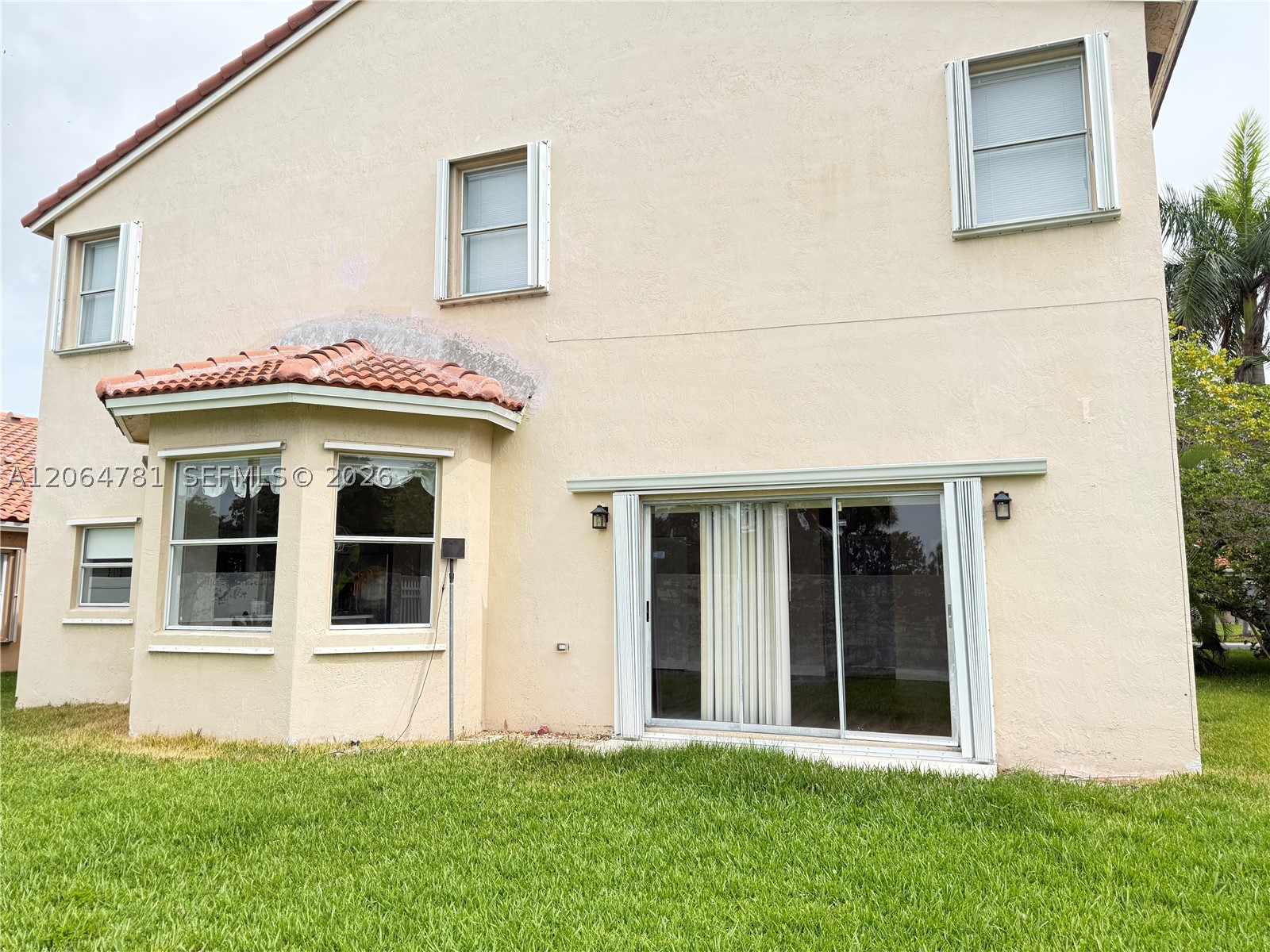 18414 NW 9th St, Pembroke Pines FL 33029