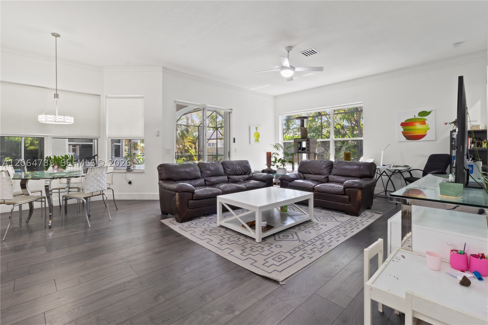 1046 SW 159th Way, Pembroke Pines FL 33027