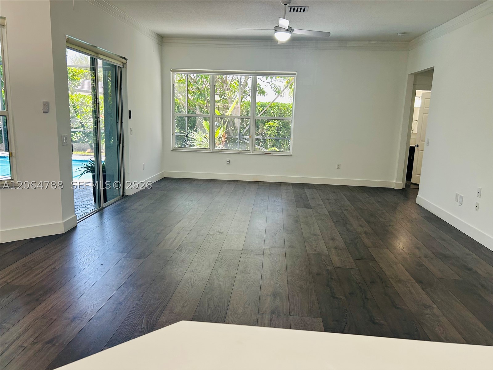 1046 SW 159th Way, Pembroke Pines FL 33027
