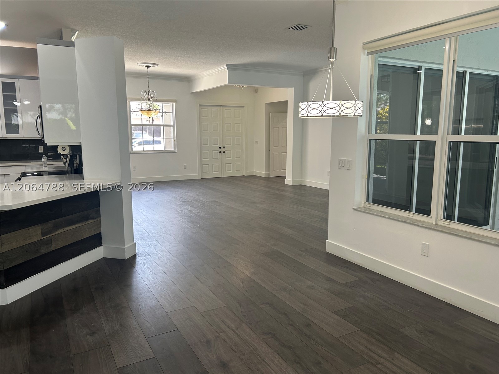1046 SW 159th Way, Pembroke Pines FL 33027