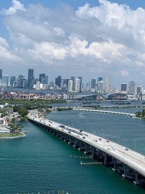 450 Alton Rd #2207, Miami Beach FL 33139