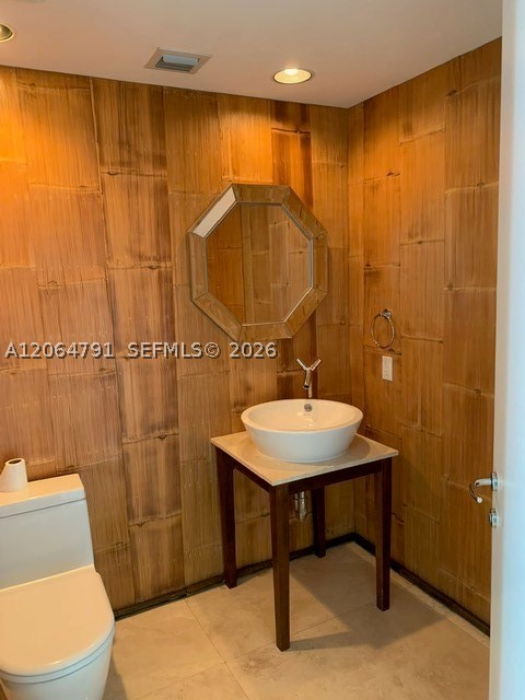 450 Alton Rd #2207, Miami Beach FL 33139