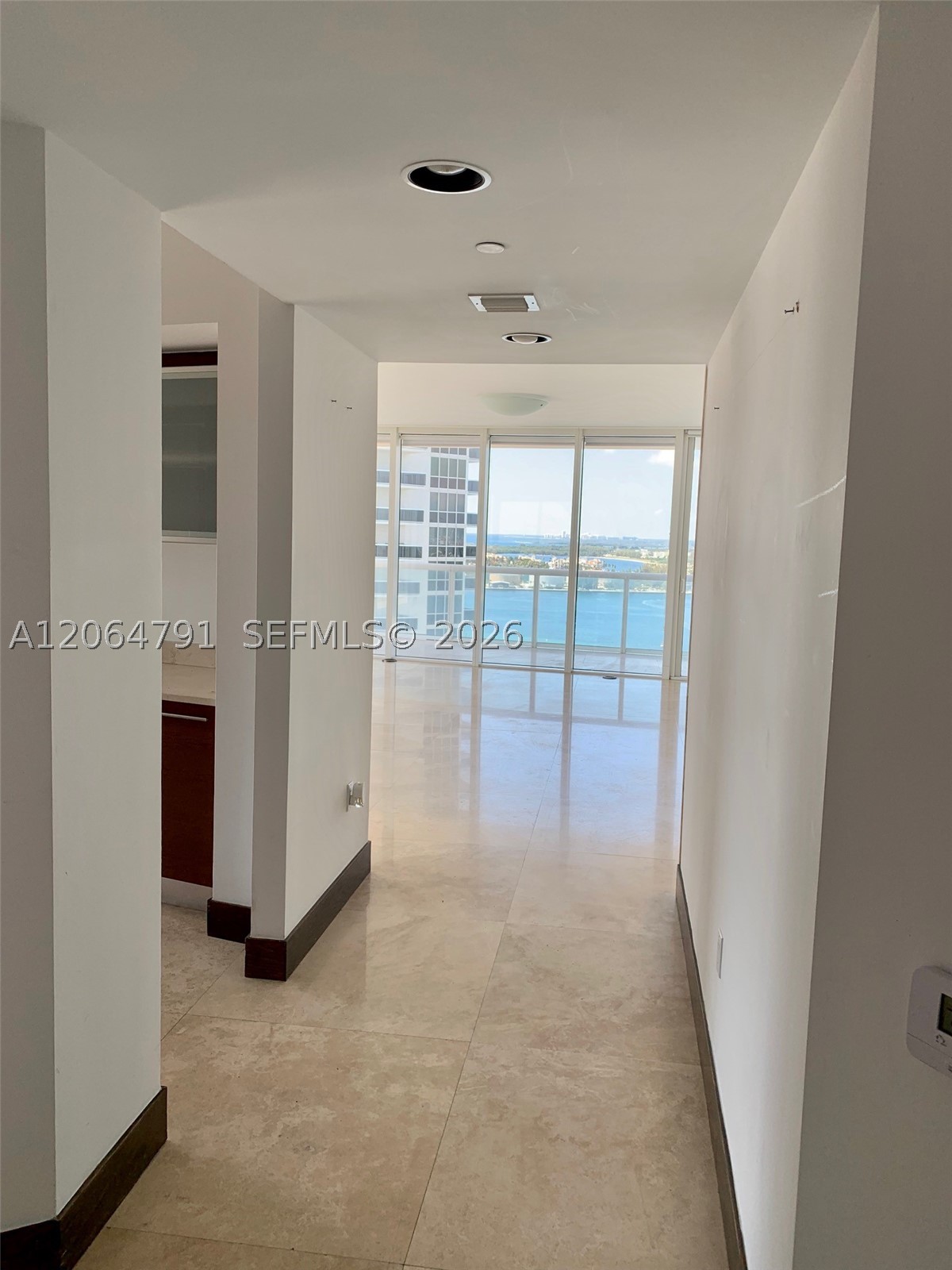 450 Alton Rd #2207, Miami Beach FL 33139