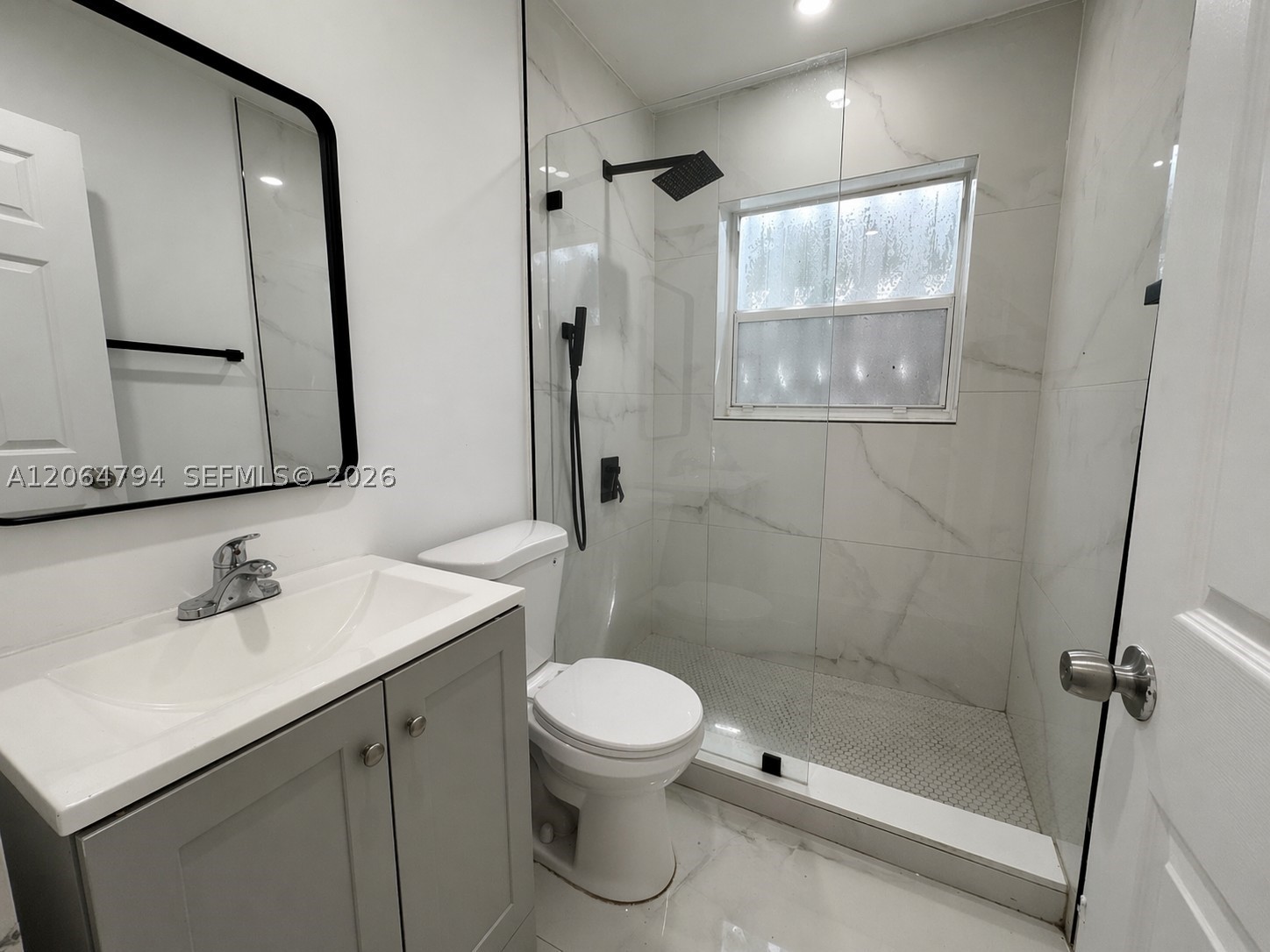 736 NW 41st St, Miami FL 33127