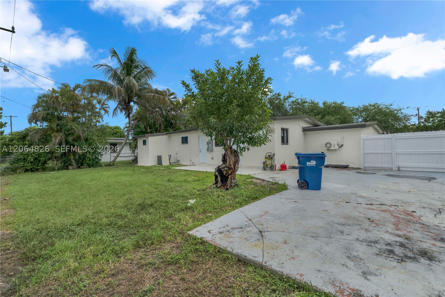 4375 SW 112th Ave, Miami FL 33165