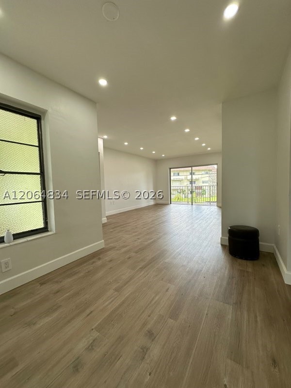 7610 SW 82nd St #J208, Miami FL 33143