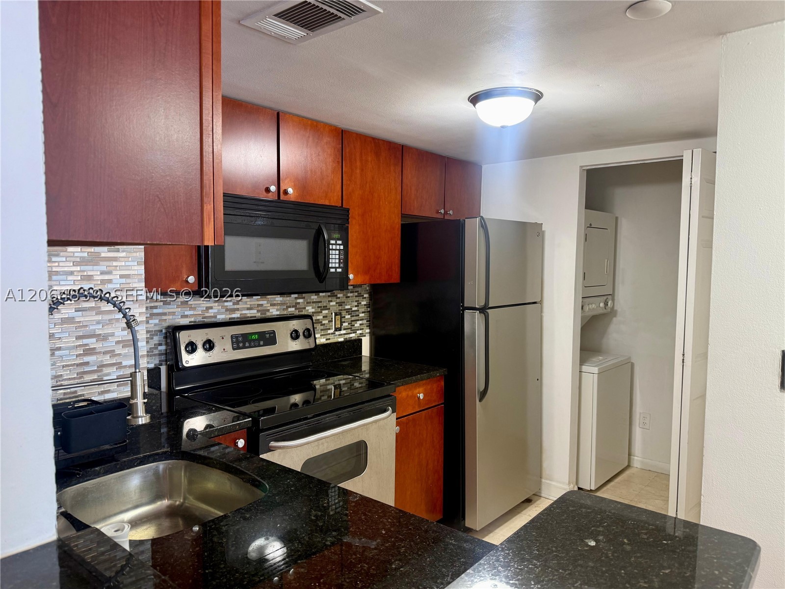 770 Claughton Island Dr #1911, Miami FL 33131