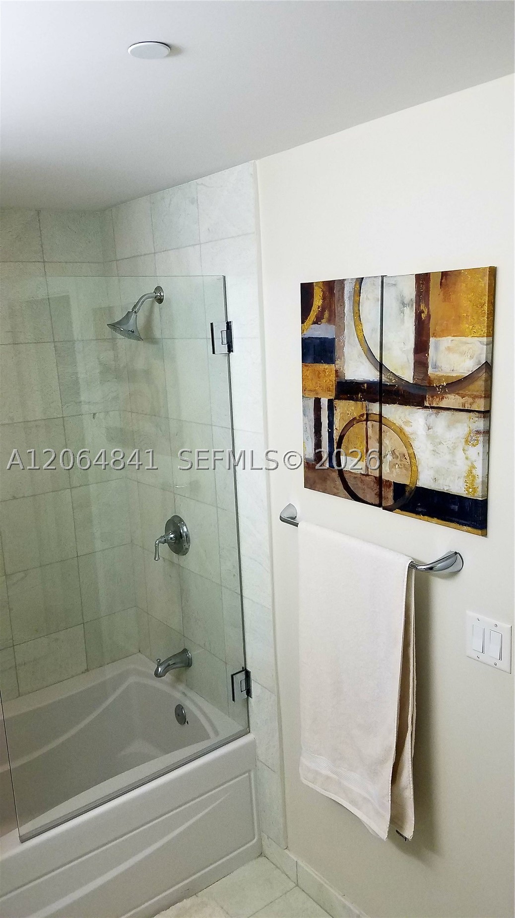 1060 Brickell Ave #2411, Miami FL 33131