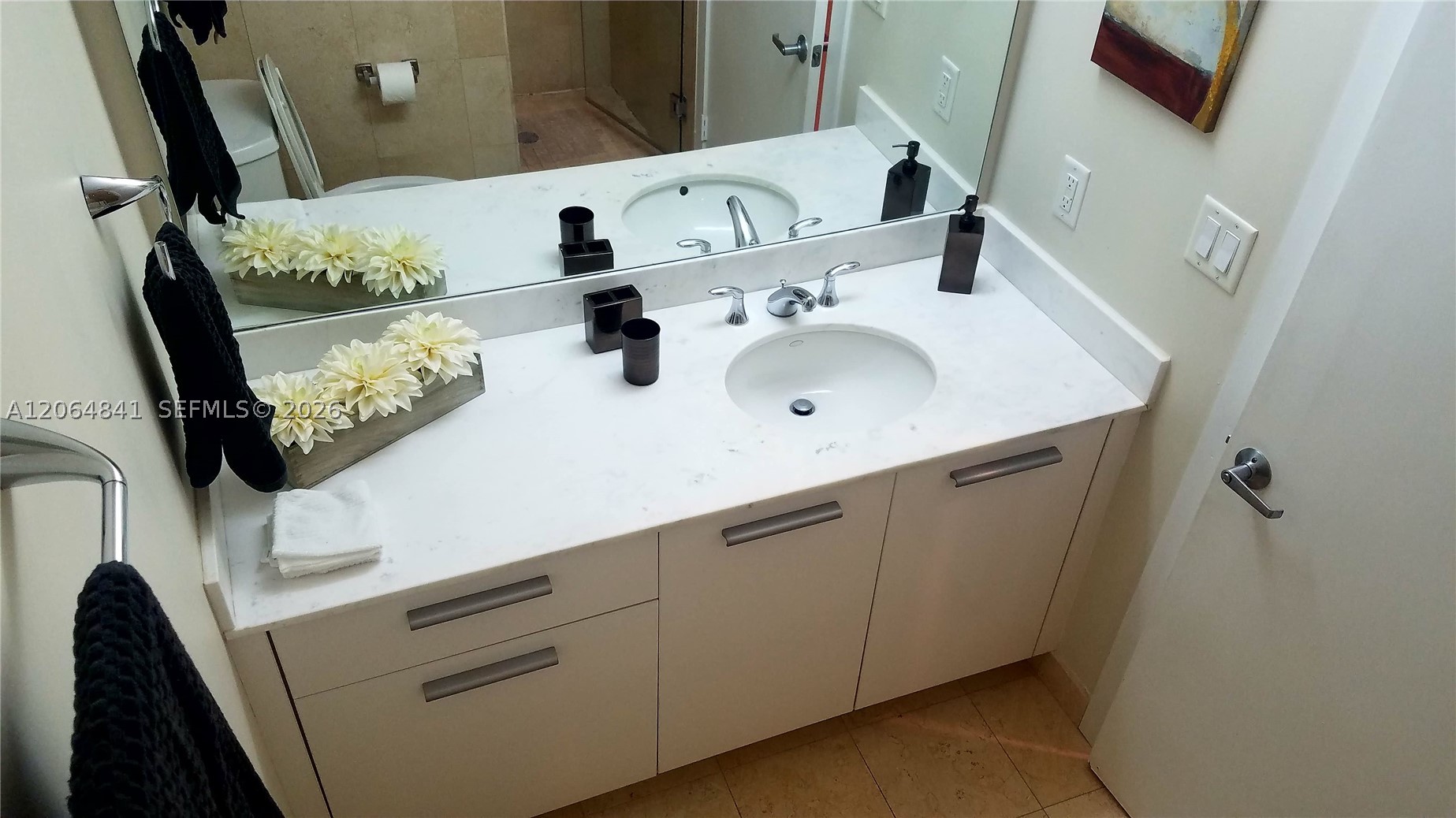 1060 Brickell Ave #2411, Miami FL 33131