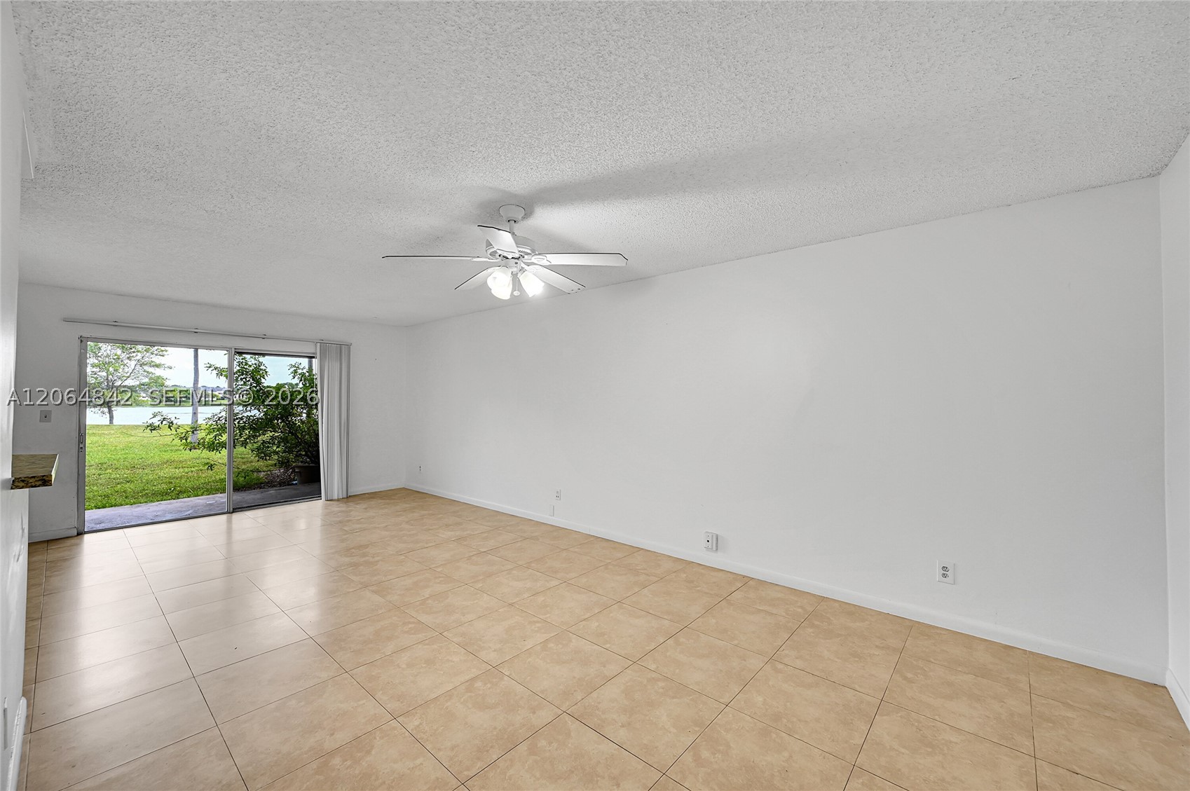 3453 NW 44th St #107, Oakland Park FL 33309