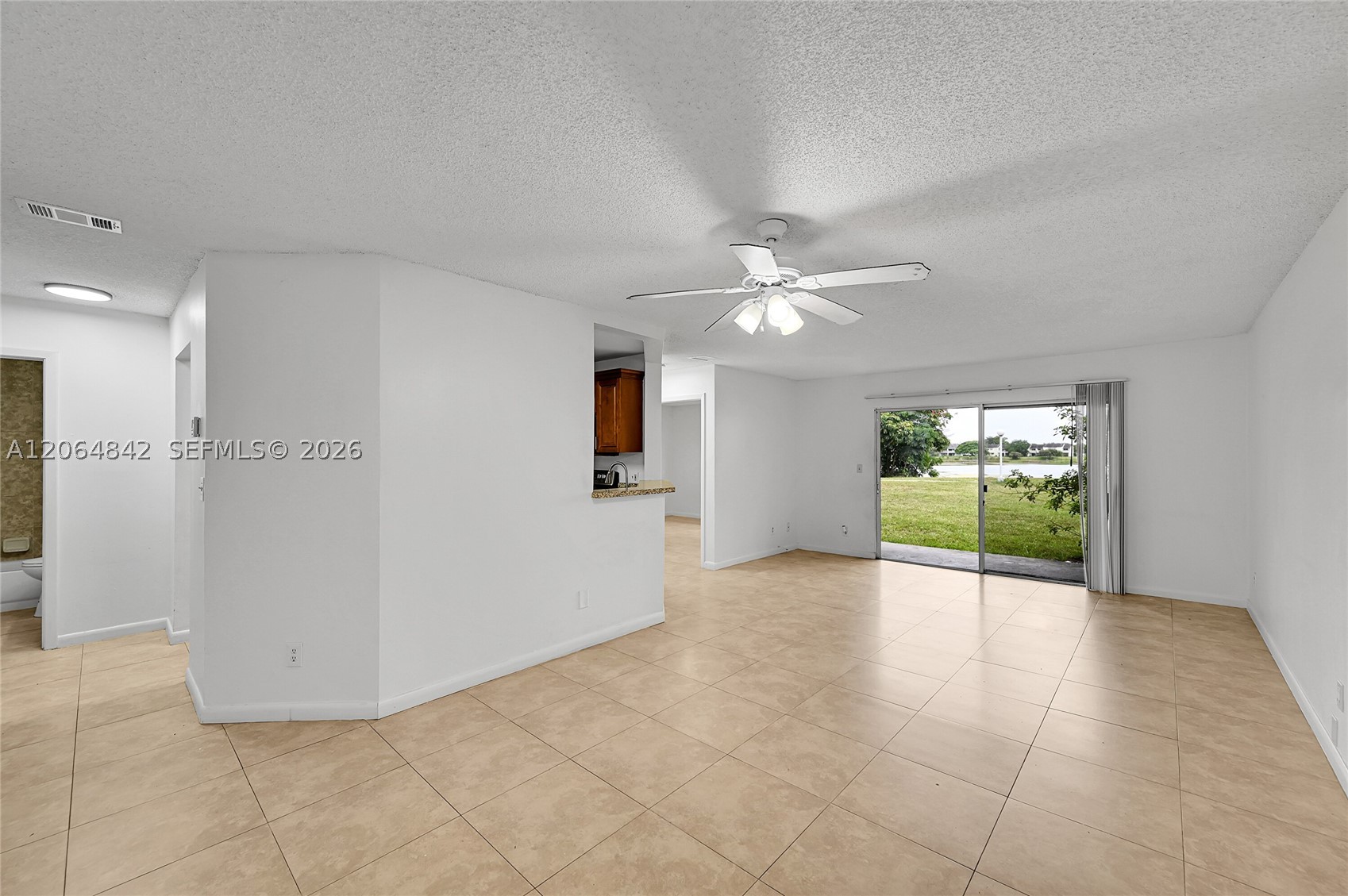 3453 NW 44th St #107, Oakland Park FL 33309