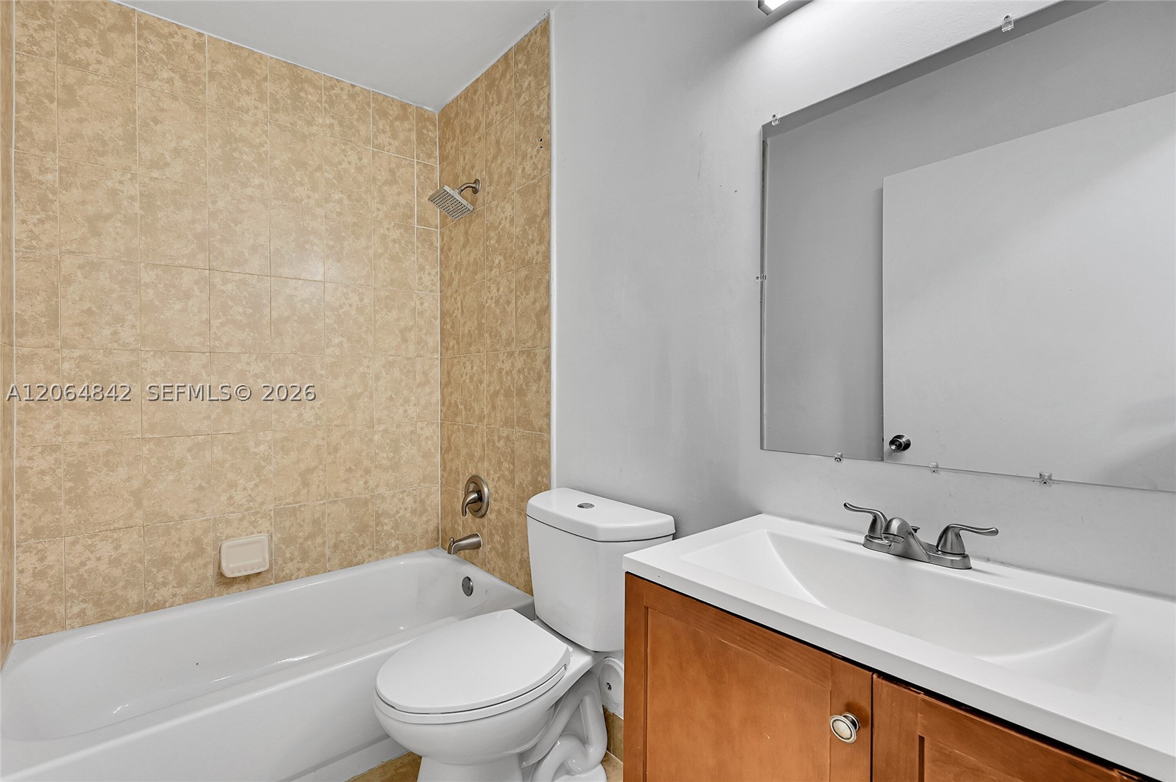 3453 NW 44th St #107, Oakland Park FL 33309