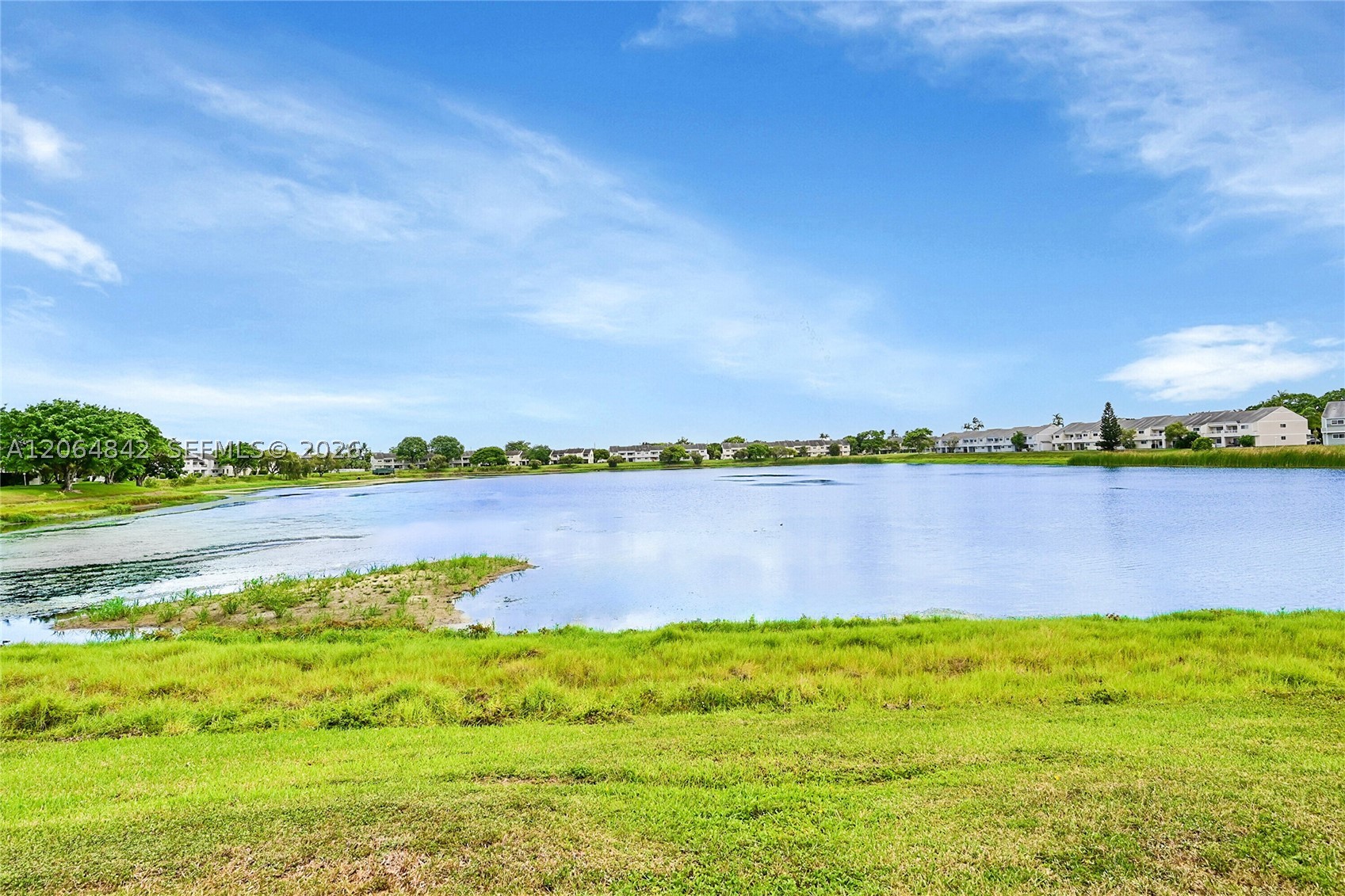 3453 NW 44th St #107, Oakland Park FL 33309