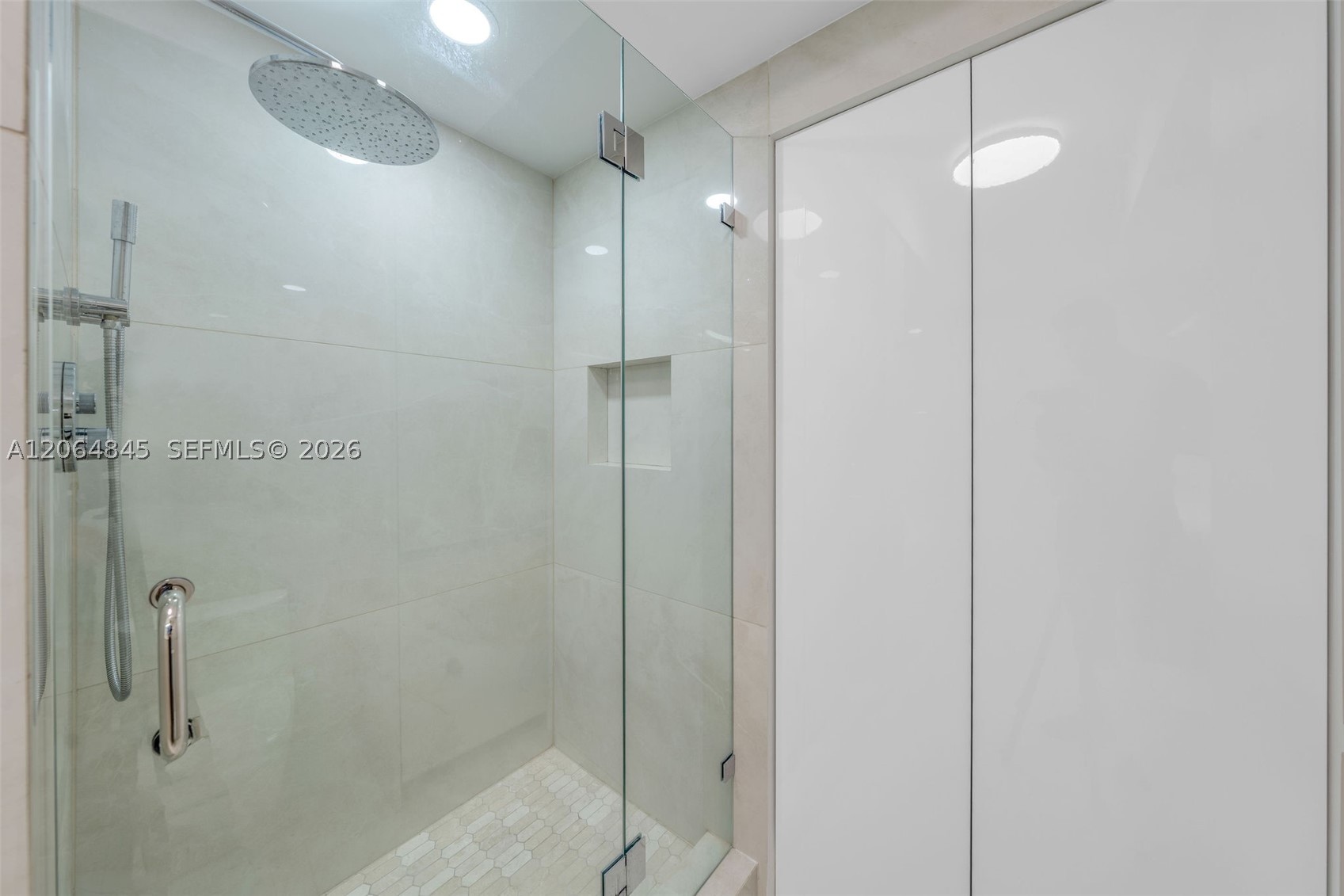 6365 Collins Ave #2804, Miami Beach FL 33141