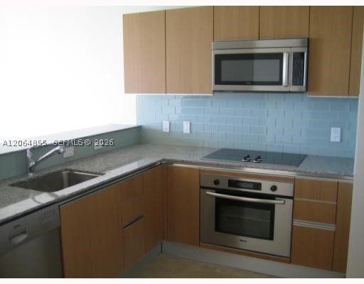 1050 Brickell Ave #3312, Miami FL 33131