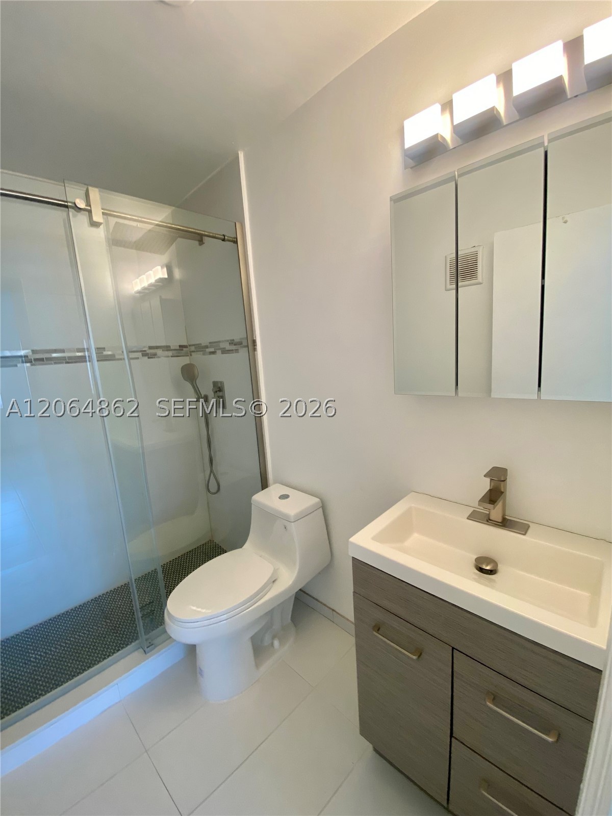 3536 NE 168th St #301, North Miami Beach FL 33160