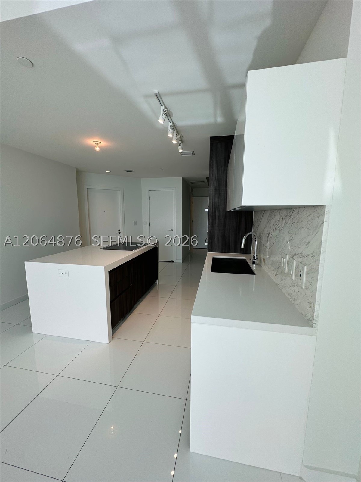 851 NE 1st Ave #4006, Miami FL 33132