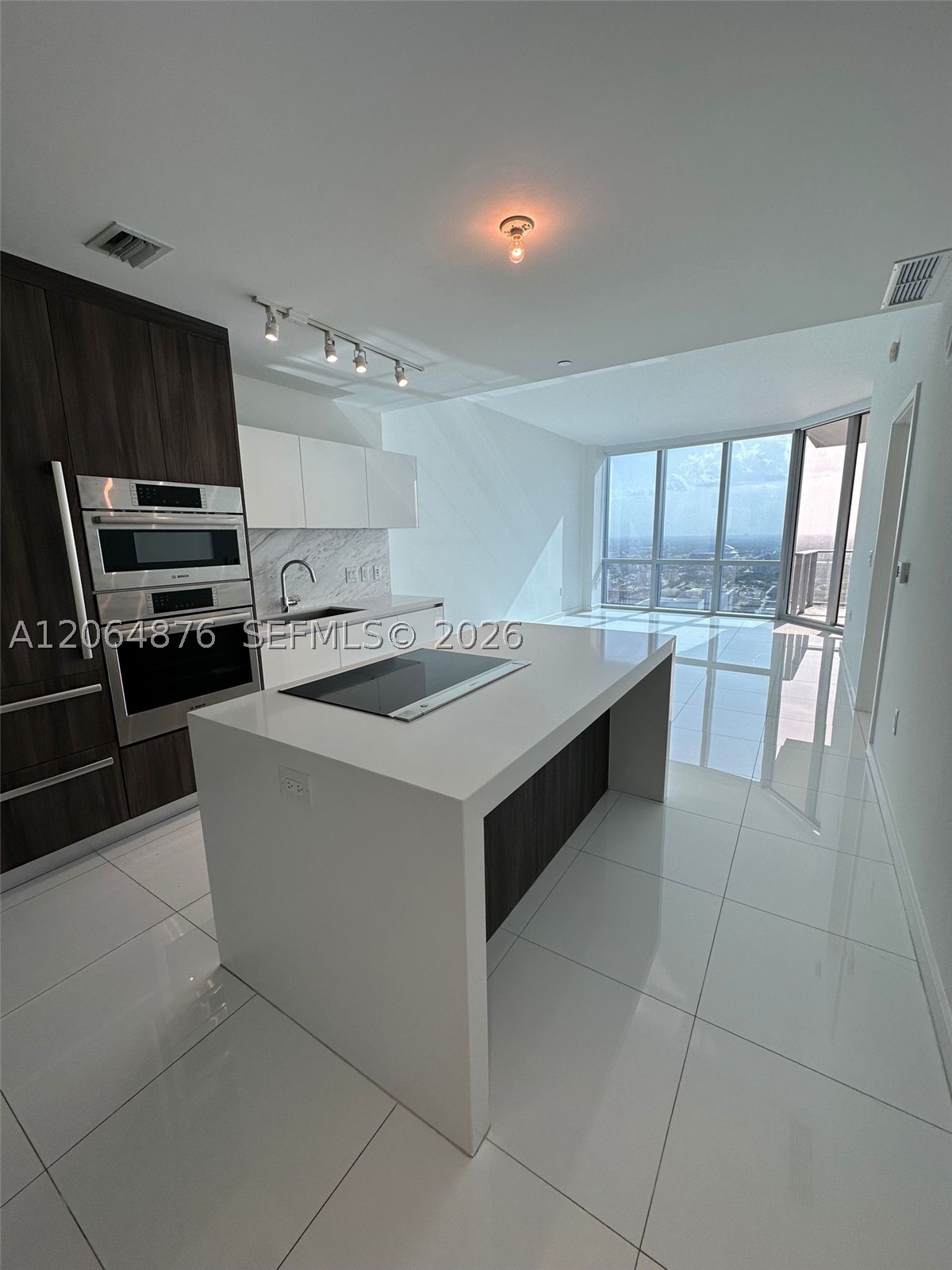 851 NE 1st Ave #4006, Miami FL 33132