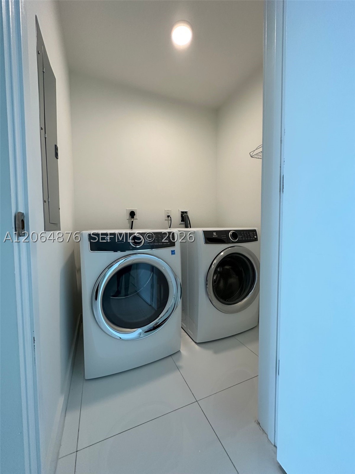 851 NE 1st Ave #4006, Miami FL 33132