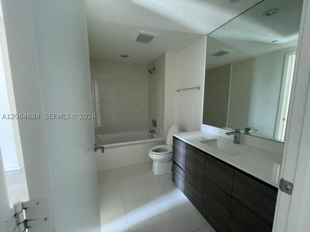 1100 S Miami Ave #1104, Miami FL 33130