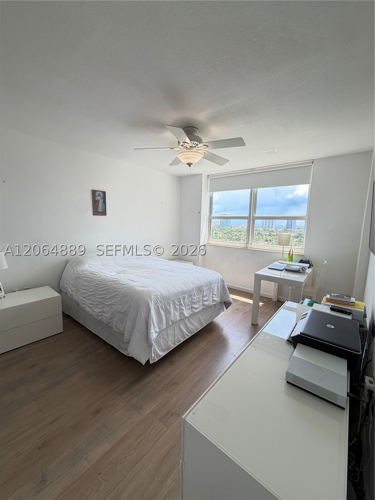 19501 W Country Club Dr #1215, Aventura FL 33180