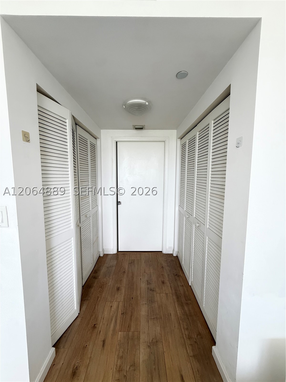 19501 W Country Club Dr #1215, Aventura FL 33180