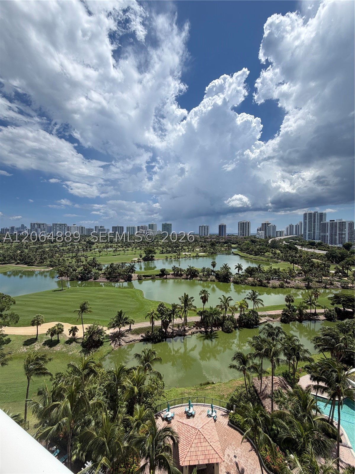 19501 W Country Club Dr #1215, Aventura FL 33180