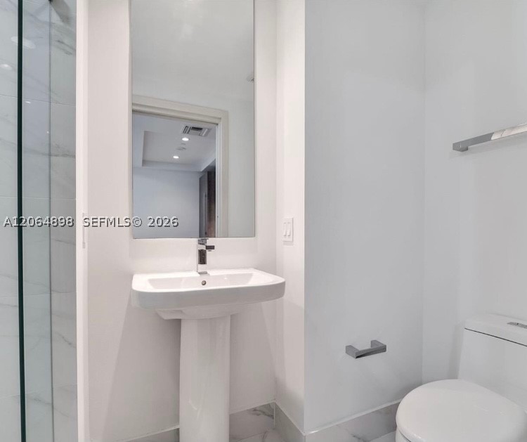 801 S Miami Ave #1807, Miami FL 33130
