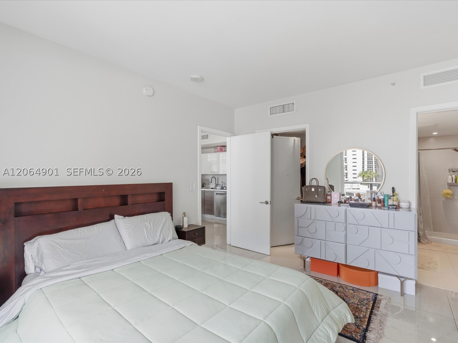 1010 SW 2nd Ave #1009, Miami FL 33130