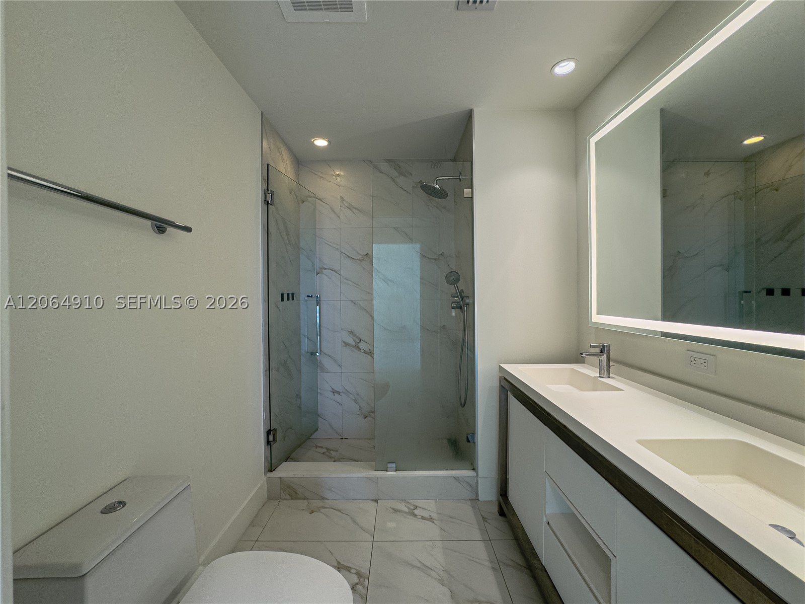 2000 Metropica Way #2009, Sunrise FL 33323
