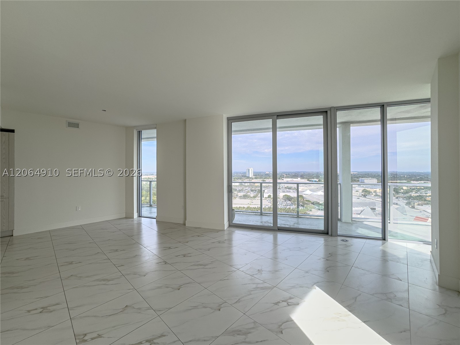 2000 Metropica Way #2009, Sunrise FL 33323