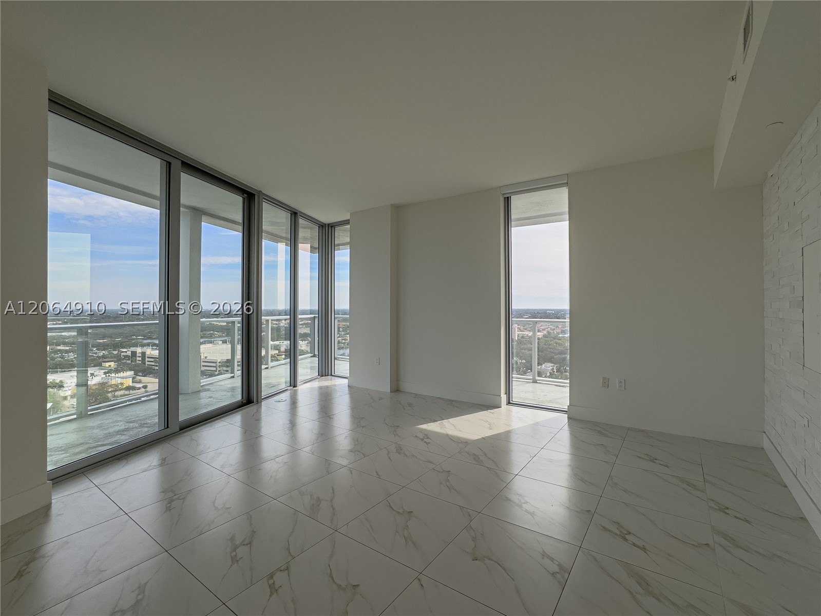 2000 Metropica Way #2009, Sunrise FL 33323