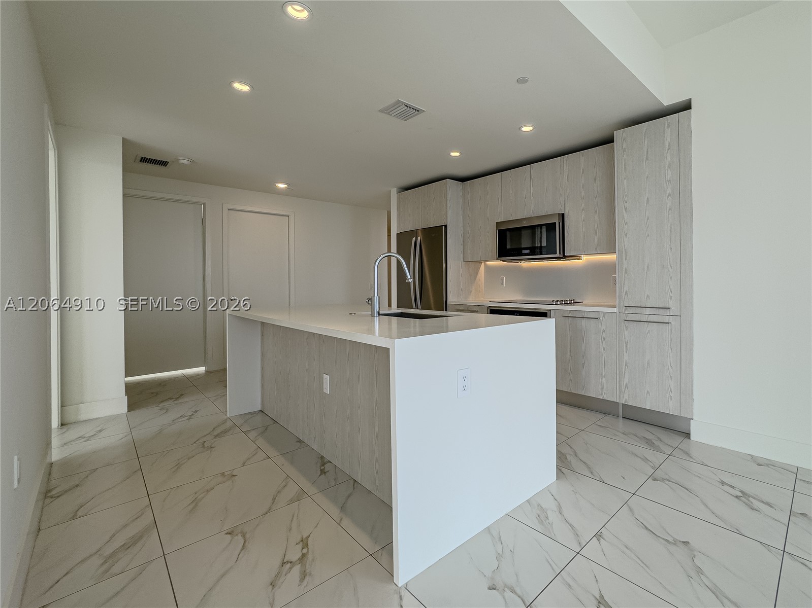 2000 Metropica Way #2009, Sunrise FL 33323