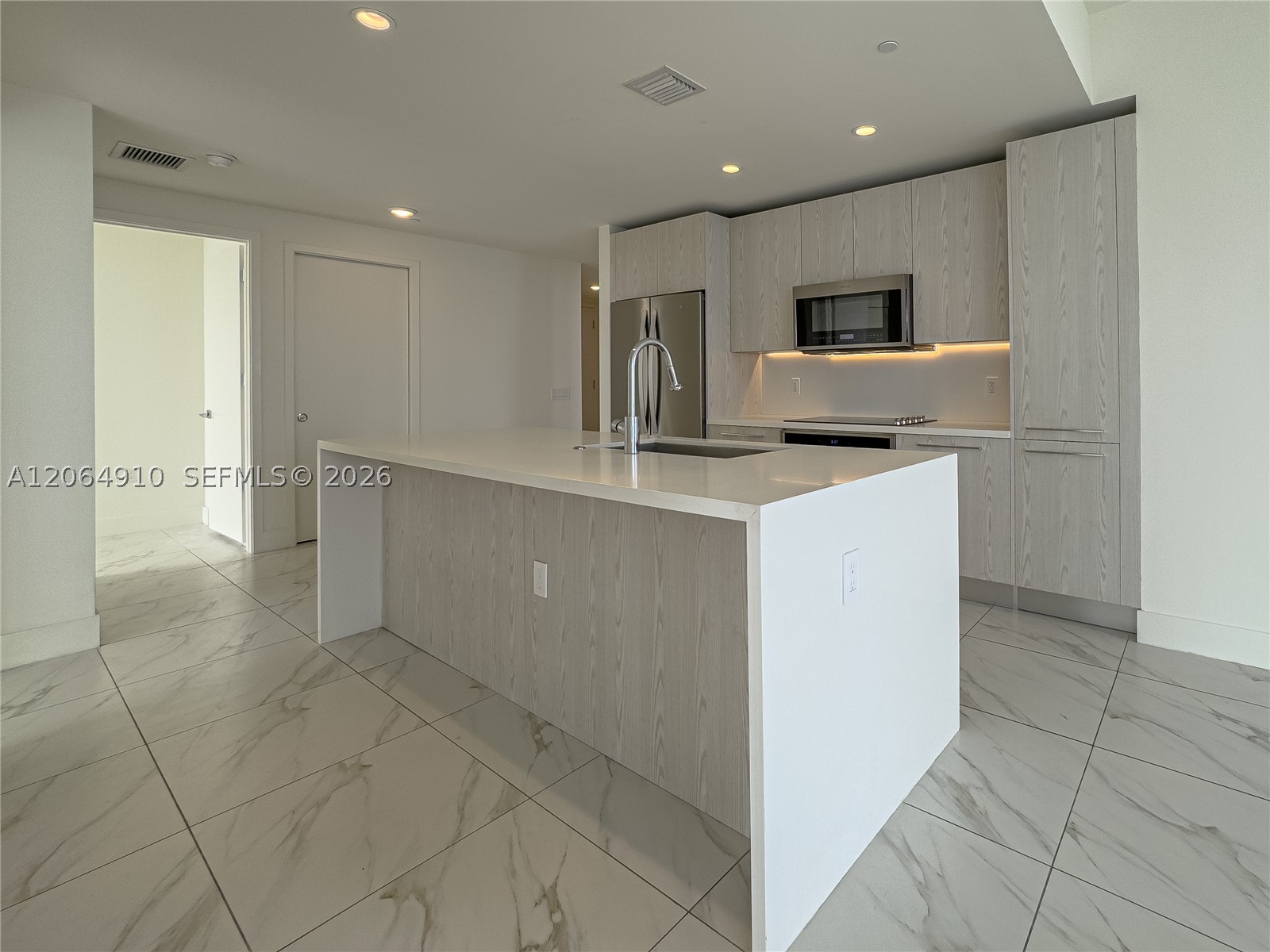 2000 Metropica Way #2009, Sunrise FL 33323