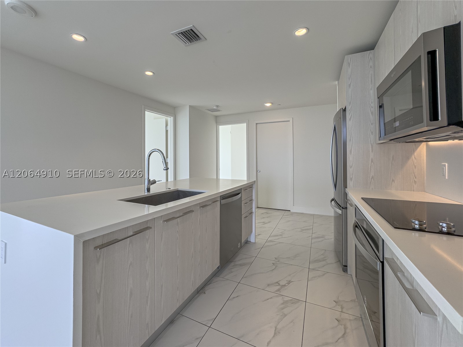 2000 Metropica Way #2009, Sunrise FL 33323
